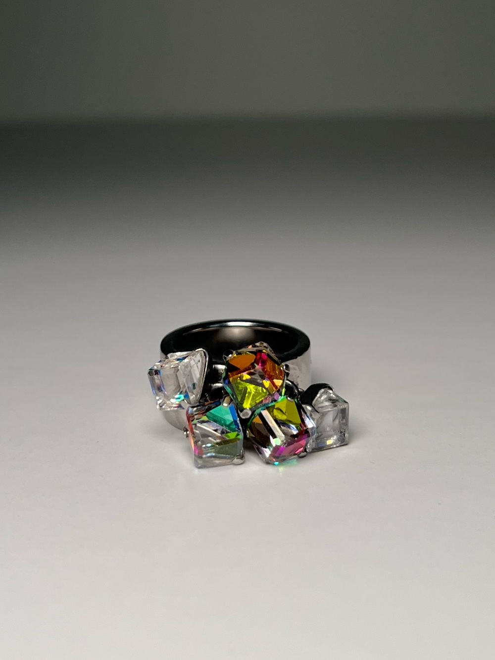 “Size 6” Swatch Crystal Cluster Ring Stainless Steel Early 2000s Vintage Piece